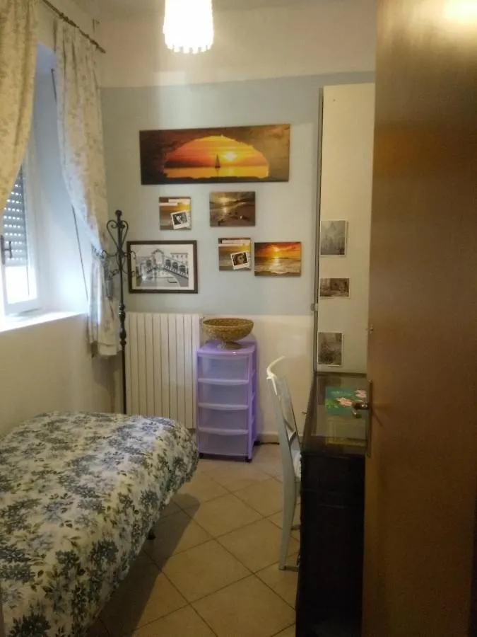 Cozy Single Room In A Period Property Albese Con Cassano